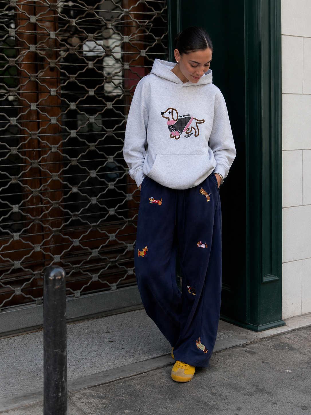 MEZOCLO™ Lazy Dog Hoodie — kangaroo pocket and ribbed cuff detail