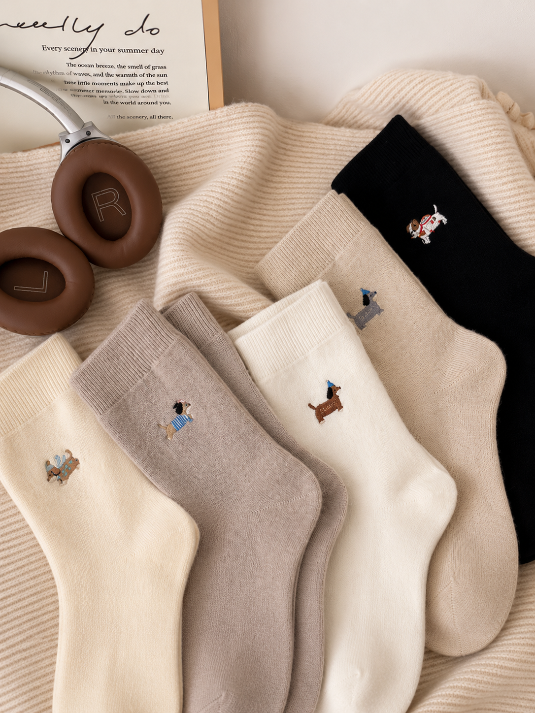 MEZOCLO™ Lazy Dog Socks — closeup of wool-blend fabric texture