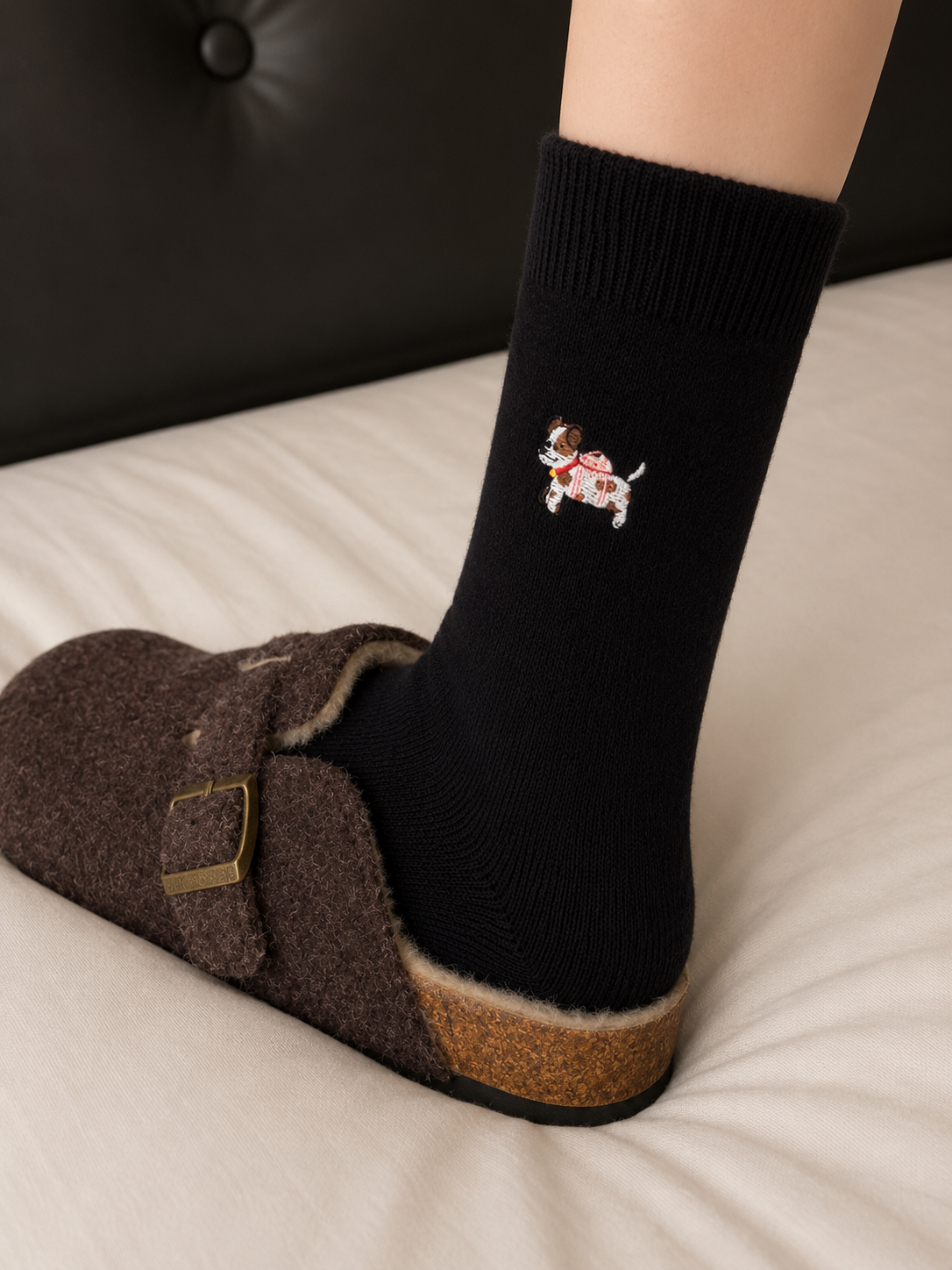 MEZOCLO™ Lazy Dog Socks in Milk White — mid-calf streetwear socks